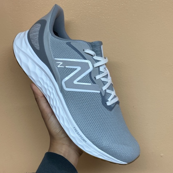 New Balance Fresh Foam Arishi V4 “Grey Green” - Picture 8 of 16